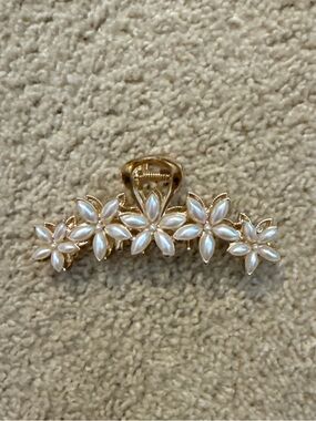 Pearl Floral Gold-Tone Hair Clip